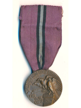 MEDAGLIA 104 LEGIONE CC NN AFRICA COLONIALE MILIZIA - AOI -